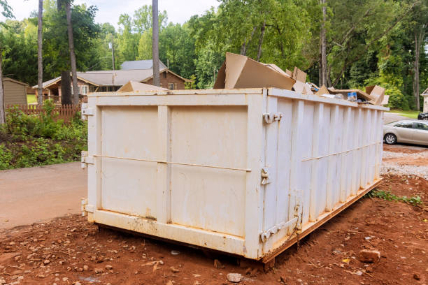 in order to gather recycle garbage, a metal container trash dumpster is used